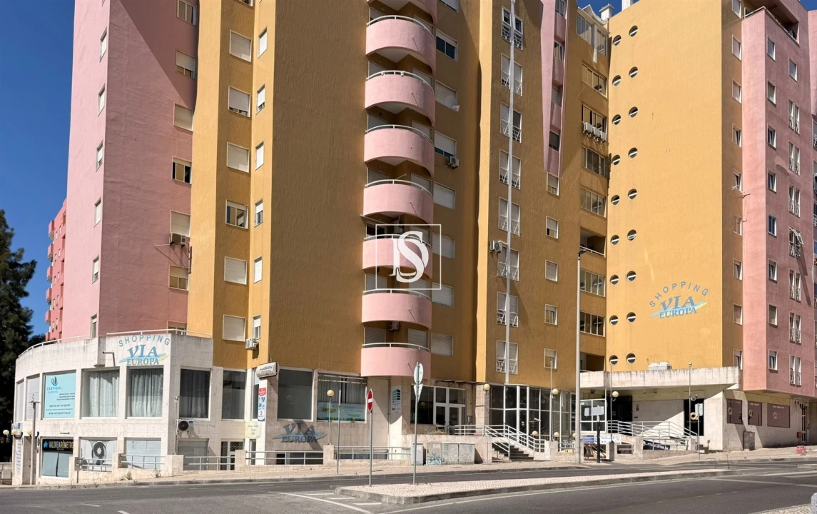 Loja para Venda em Alto do Seixalinho, Santo André e Verderena Foto 3