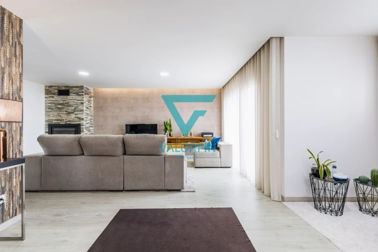 Moradia T4 para Venda em Leiria, Pousos, Barreira e Cortes Foto 19
