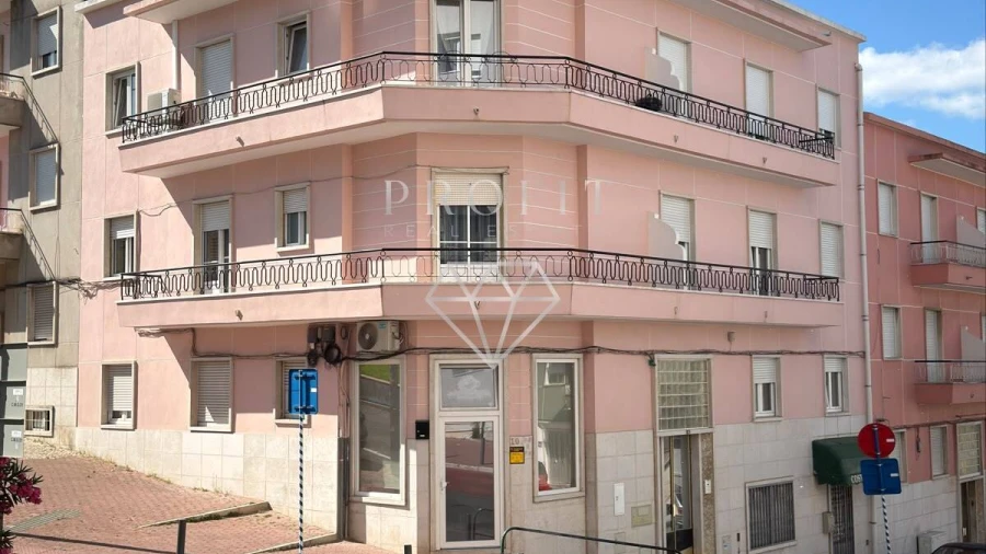 Apartamento T2 para Venda em Algés, Linda-A-Velha e Cruz Quebrada-Dafundo