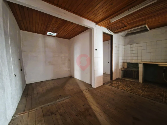 Moradia T2 para Venda em Ceivães e Badim Foto 4