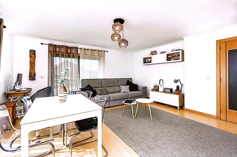 Apartamento T3 para Venda em Milharado Foto 4