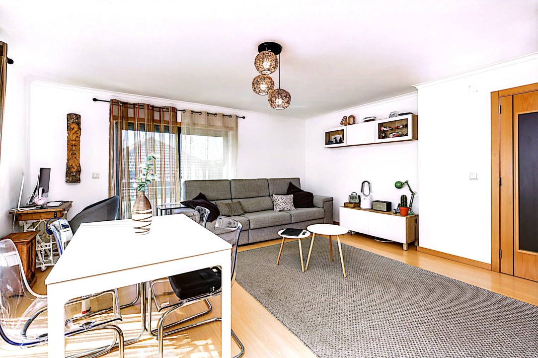 Apartamento T3 para Venda em Milharado Foto 4