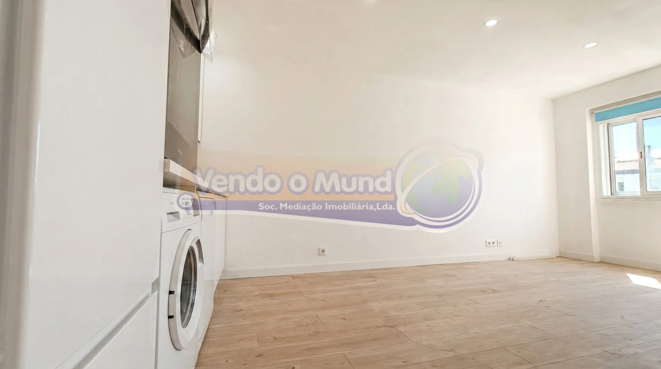 Apartamento T3 para Venda em Odivelas Foto 5
