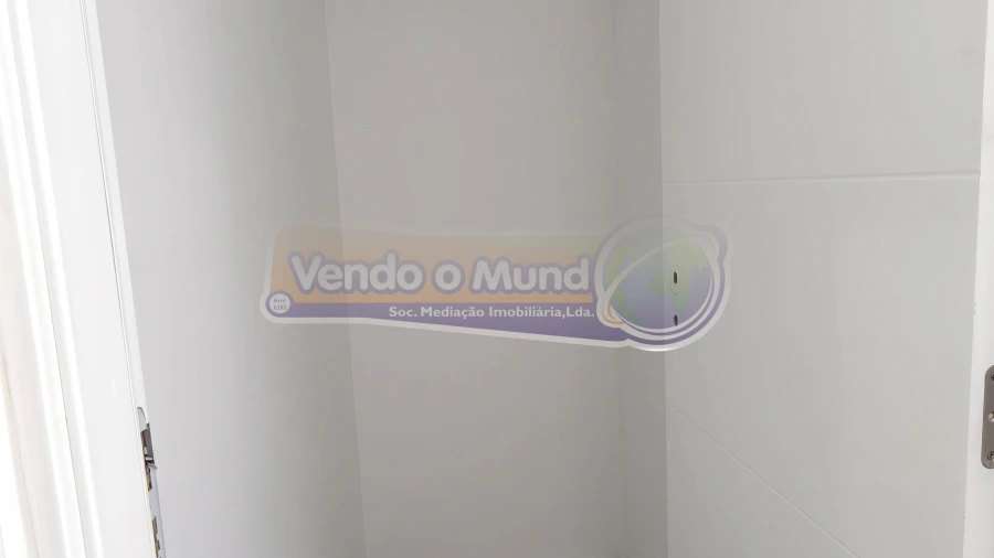 Apartamento T2 para Venda em Cacém e São Marcos Foto 18