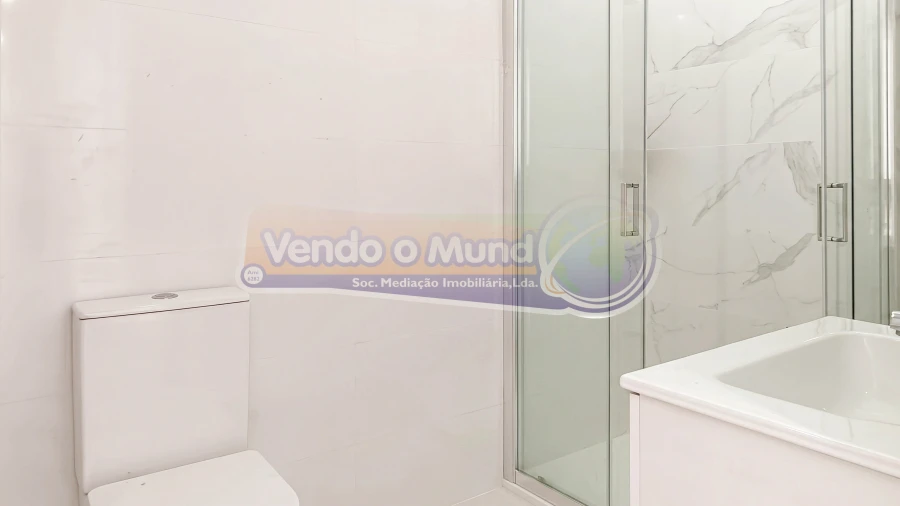 Apartamento T2 para Venda em Cacém e São Marcos Foto 16