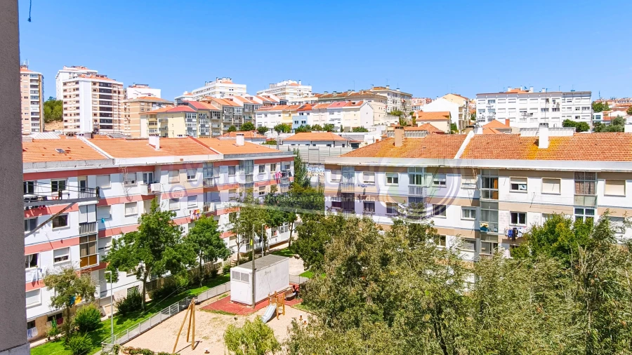 Apartamento T2 para Venda em Cacém e São Marcos Foto 3