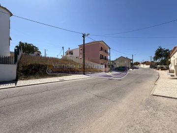 Terreno para Venda em Samora Correia