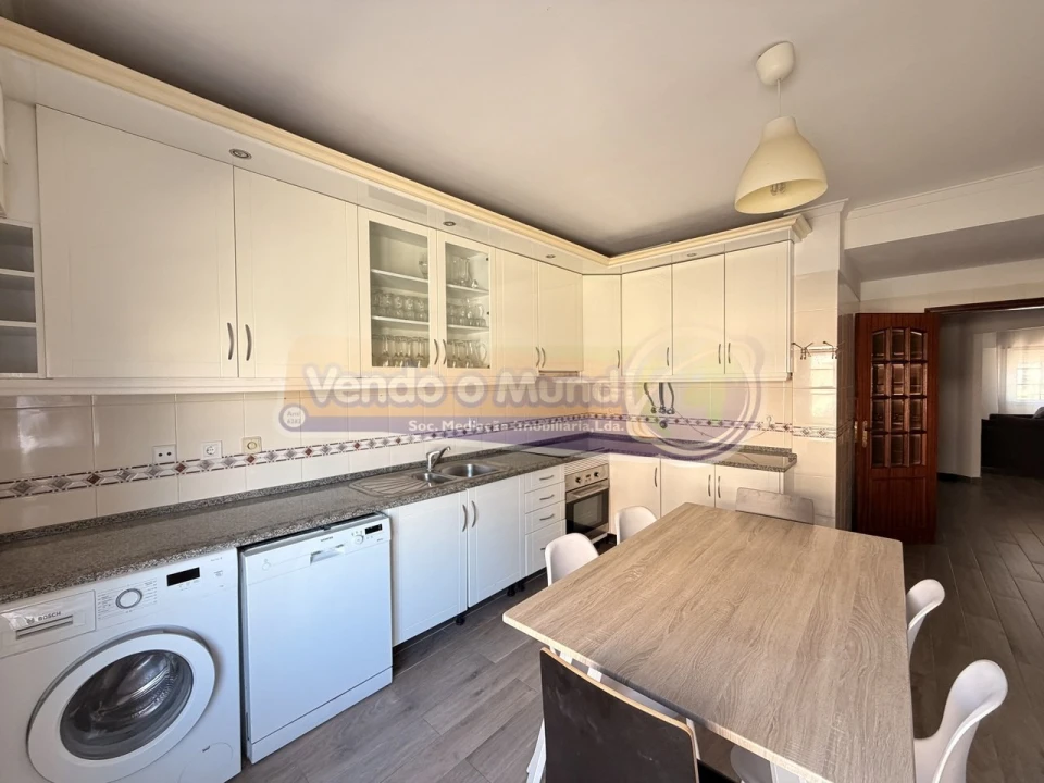 Apartamento T3 para Venda em Samora Correia Foto 2
