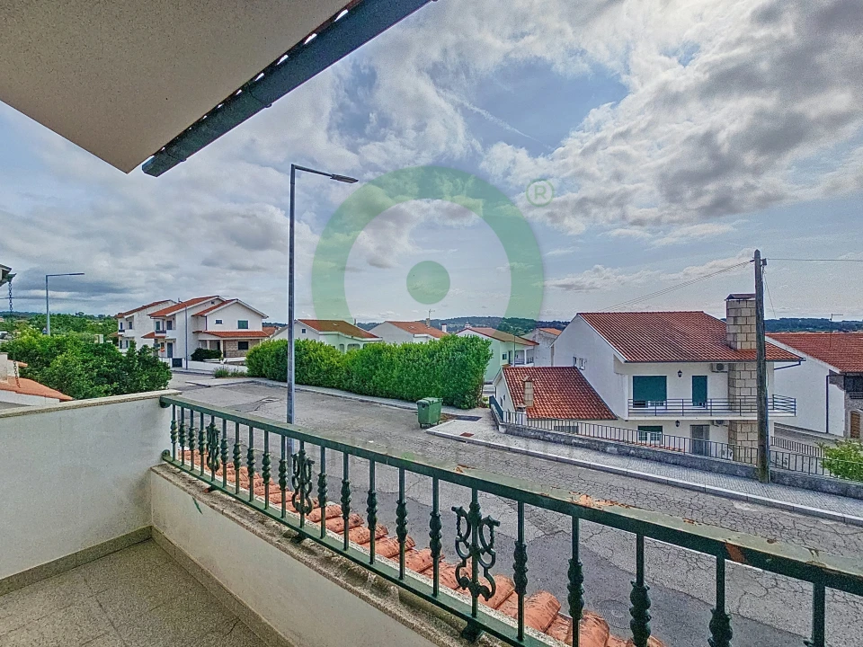 Moradia T4 para Venda em Valpaços e Sanfins Foto 13