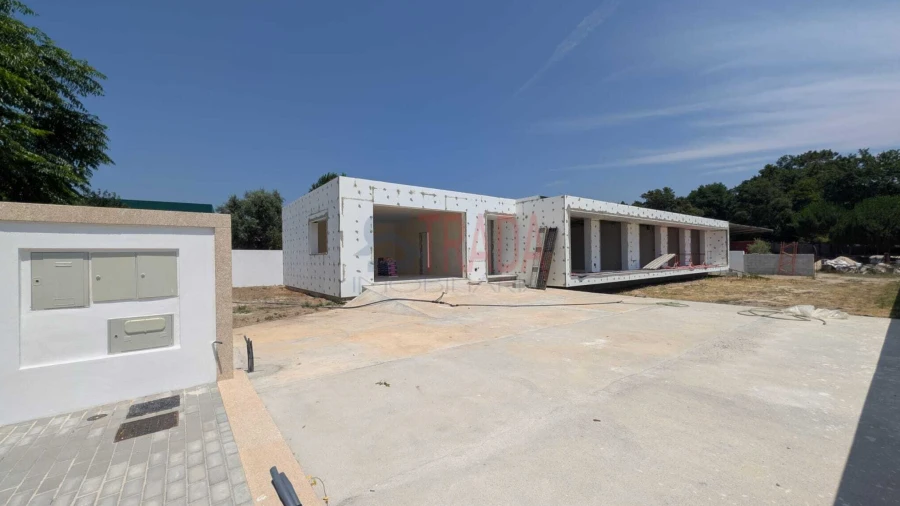 Moradia T3 para Venda em Ferreiros, Prozelo e Besteiros