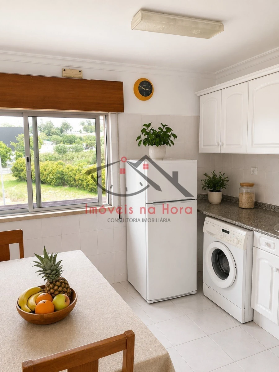 Apartamento T2 para Venda em Camarate, Unhos e Apelação Foto 2