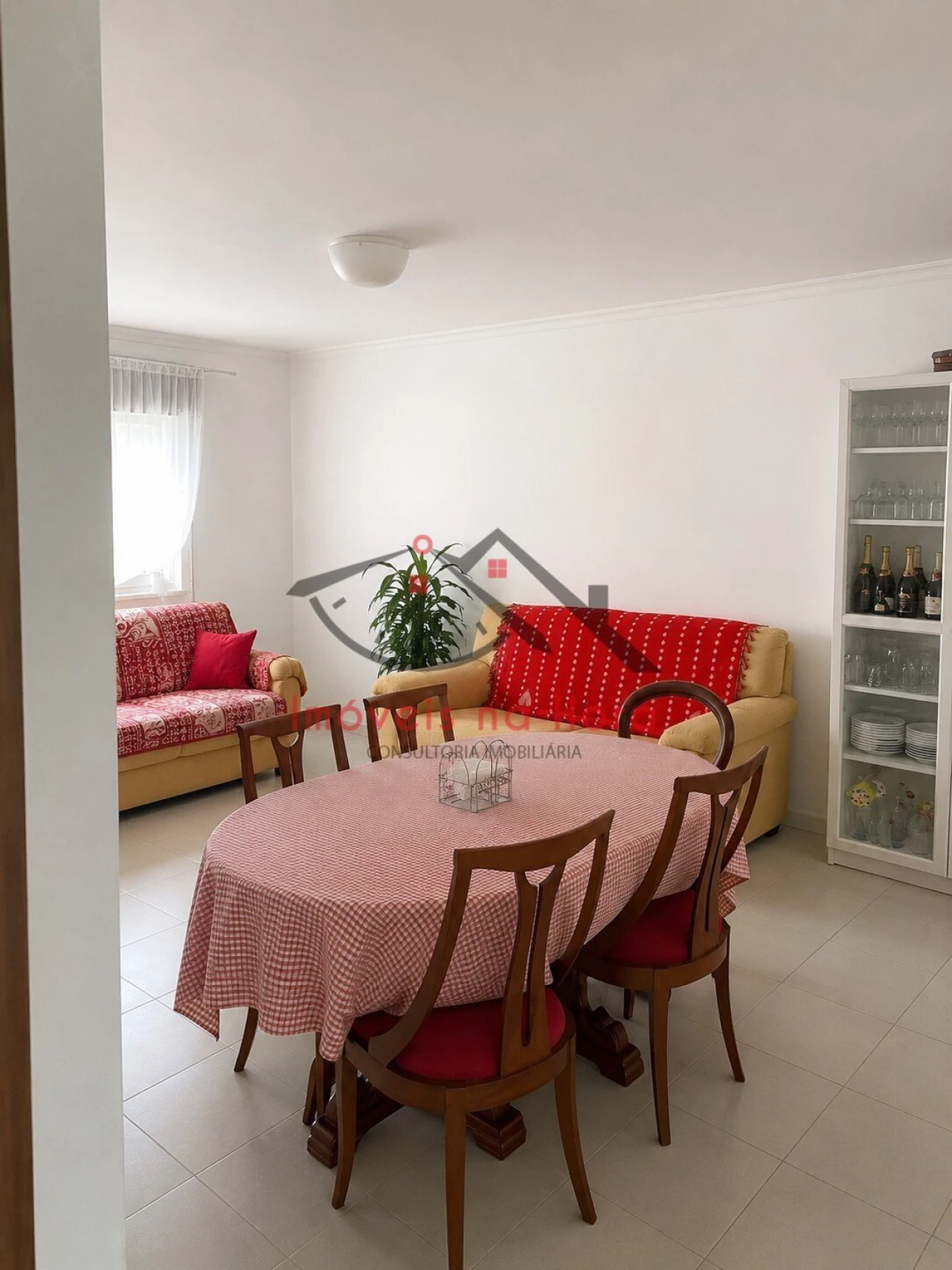 Apartamento T2 para Venda em Camarate, Unhos e Apelação Foto 1