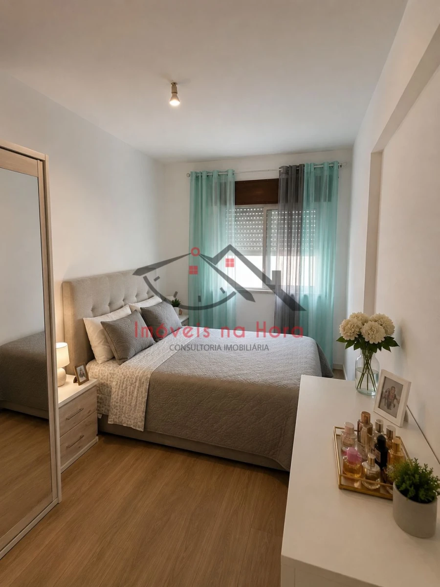 Apartamento T3 para Venda em Rio de Mouro Foto 3