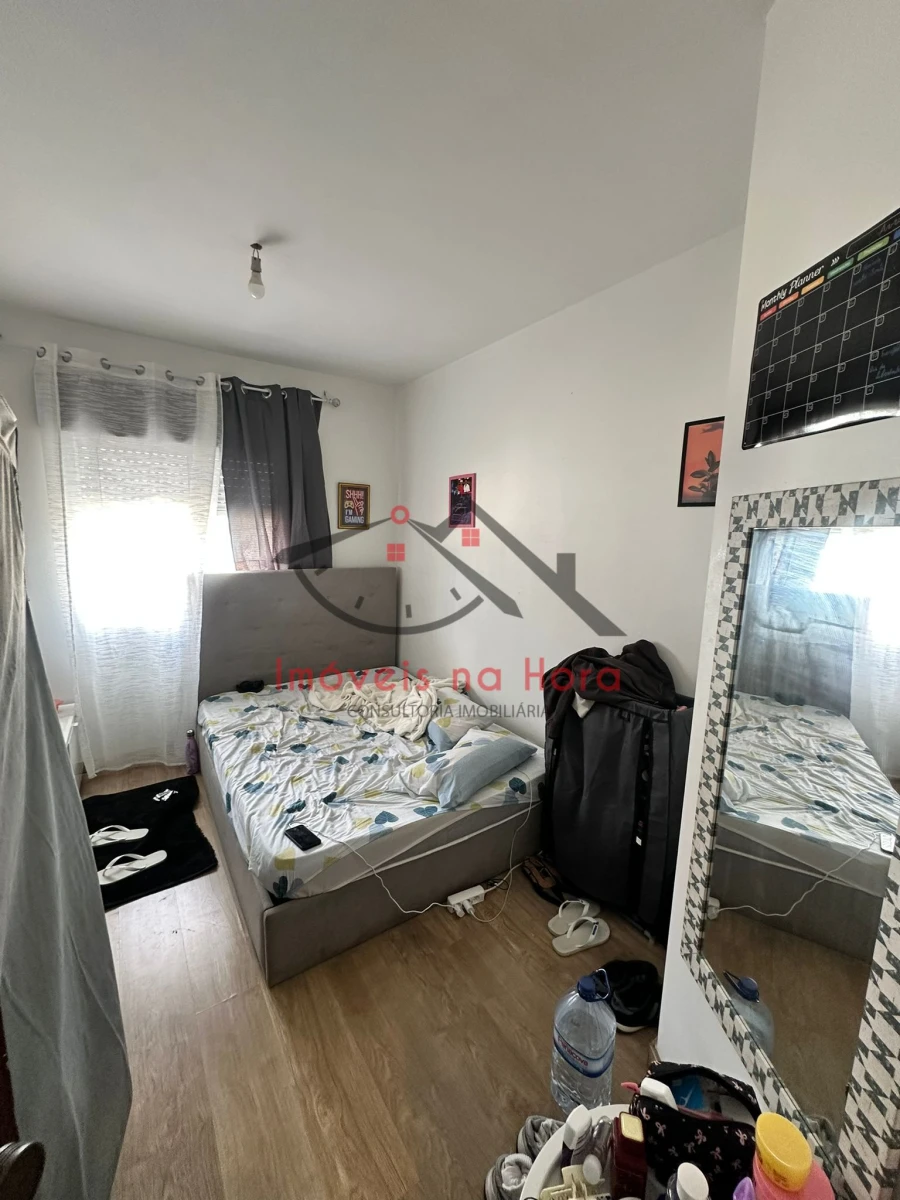Apartamento T3 para Venda em Rio de Mouro Foto 9