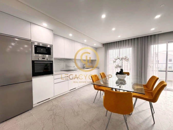 Apartamento T2 para Venda em Quarteira Foto 9