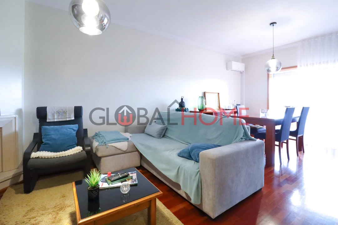 Apartamento T3 para Venda em Cidade da Maia Foto 3