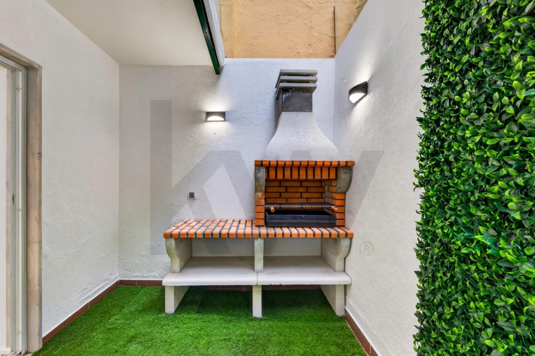 Apartamento T2 para Venda em Arroios Foto 26