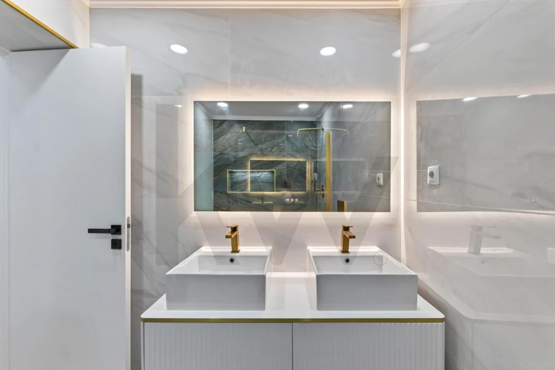 Apartamento T2 para Venda em Arroios Foto 7