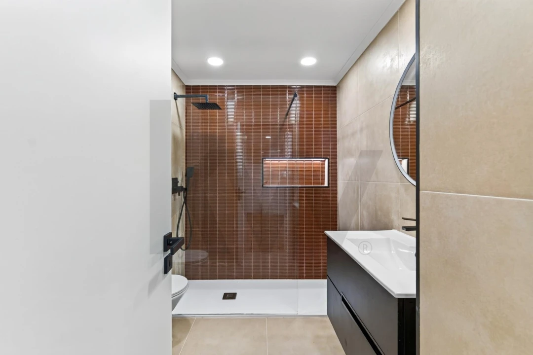 Apartamento T2 para Venda em Arroios Foto 31