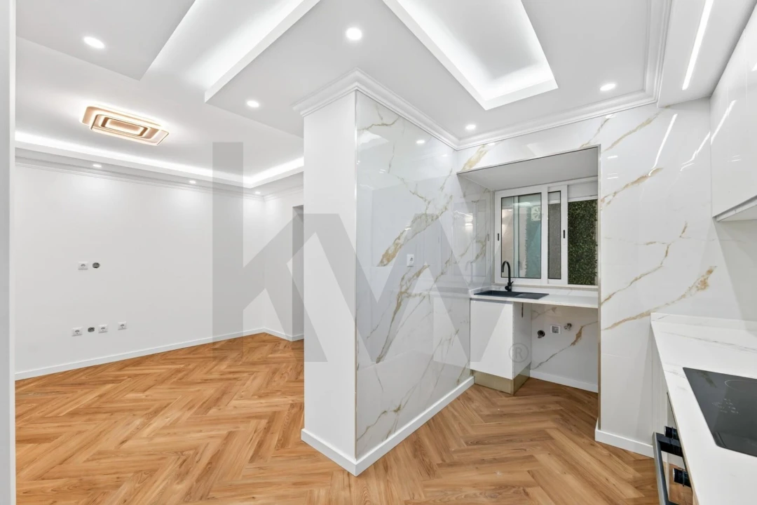 Apartamento T2 para Venda em Arroios Foto 12