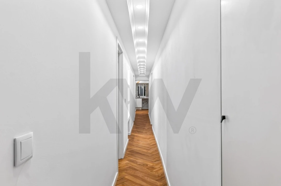 Apartamento T2 para Venda em Arroios Foto 27