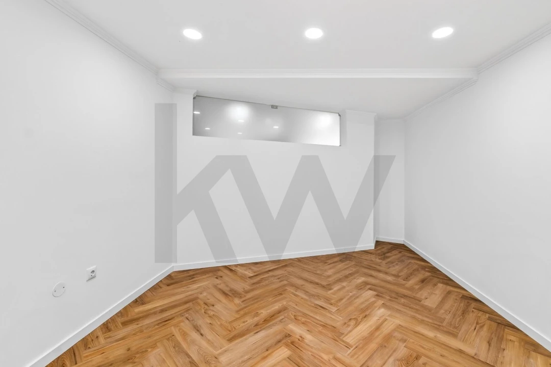 Apartamento T2 para Venda em Arroios Foto 28