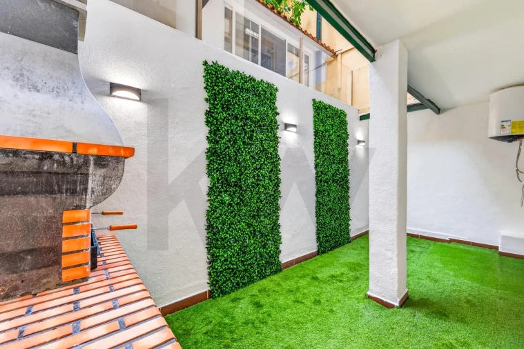 Apartamento T2 para Venda em Arroios Foto 23