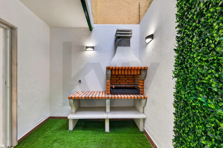 Apartamento T2 para Venda em Arroios Foto 26