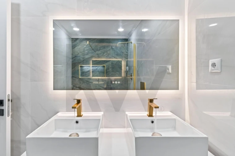 Apartamento T2 para Venda em Arroios Foto 8