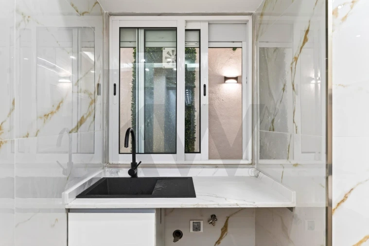Apartamento T2 para Venda em Arroios Foto 15