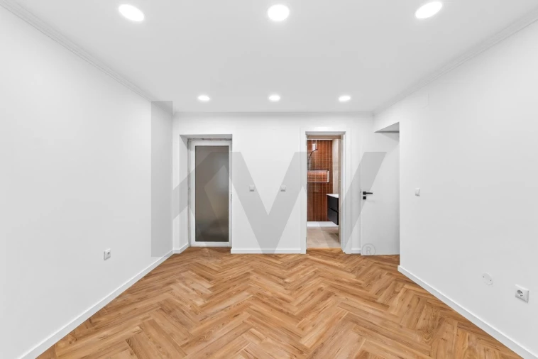Apartamento T2 para Venda em Arroios Foto 29
