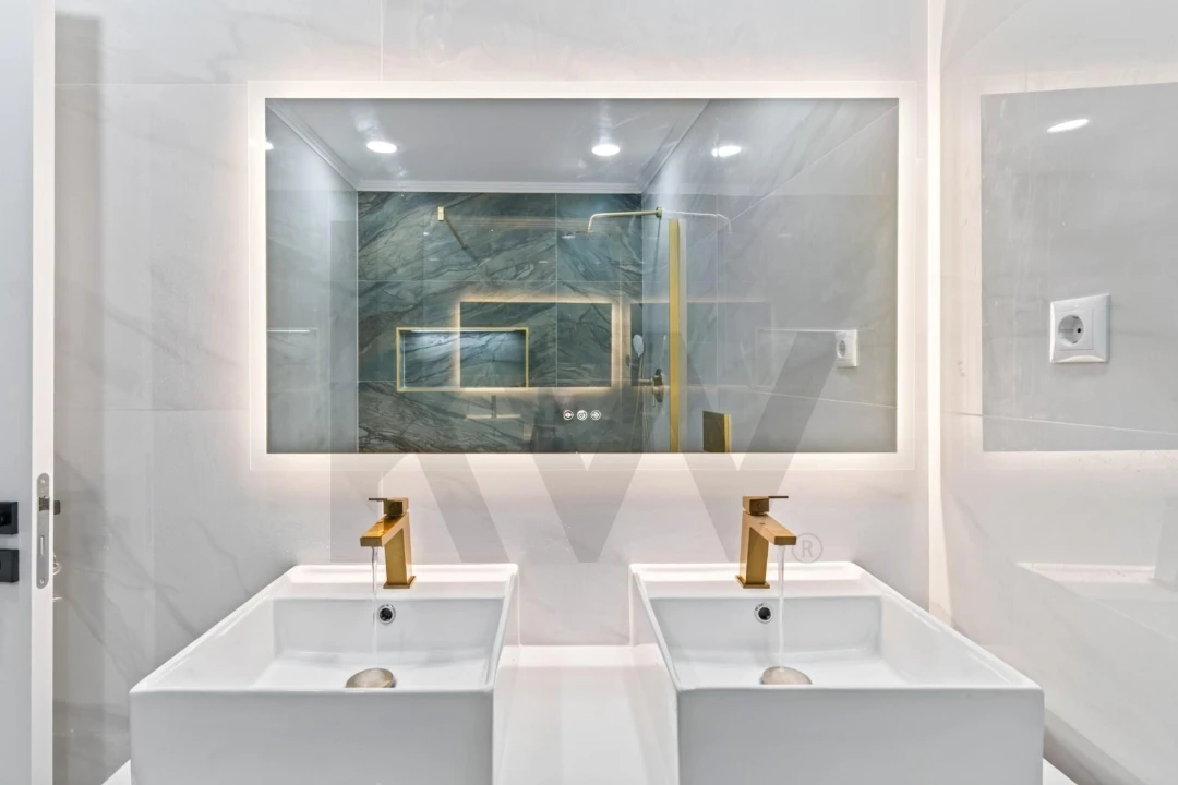 Apartamento T2 para Venda em Arroios Foto 8