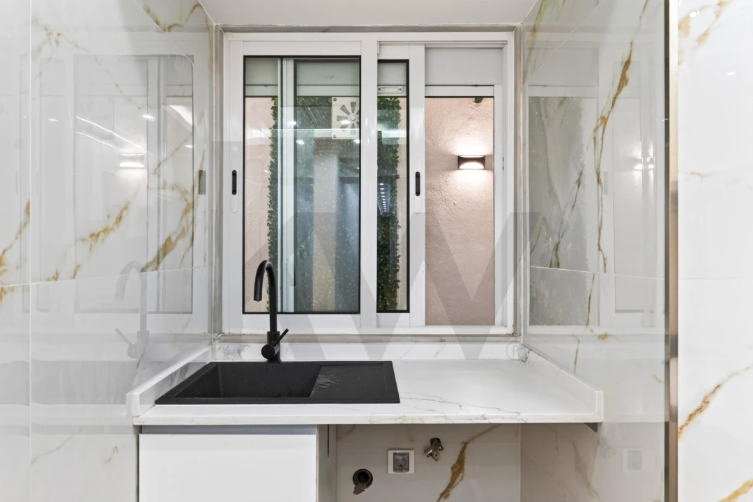 Apartamento T2 para Venda em Arroios Foto 15