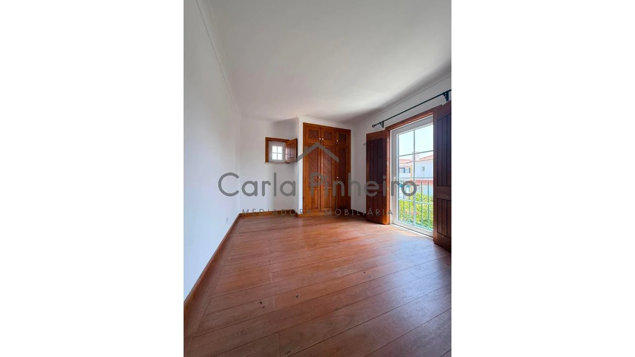 Moradia T4 para Venda em Porto Covo Foto 28