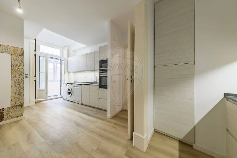 Apartamento T3 para Venda em Santa Maria Maior Foto 22