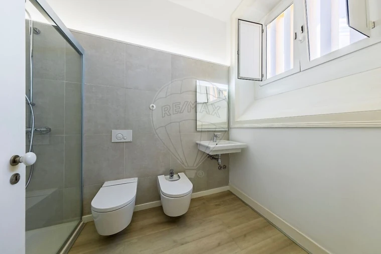 Apartamento T3 para Venda em Santa Maria Maior Foto 18