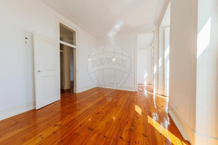 Apartamento T3 para Venda em Santa Maria Maior Foto 14