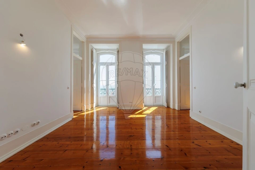 Apartamento T3 para Venda em Santa Maria Maior Foto 8