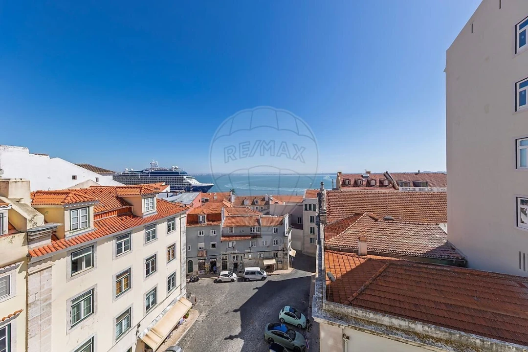 Apartamento T3 para Venda em Santa Maria Maior Foto 5