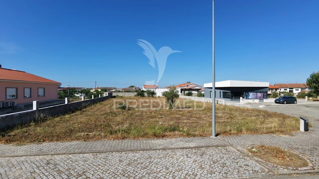 Terreno para Venda em Almeida Foto 3