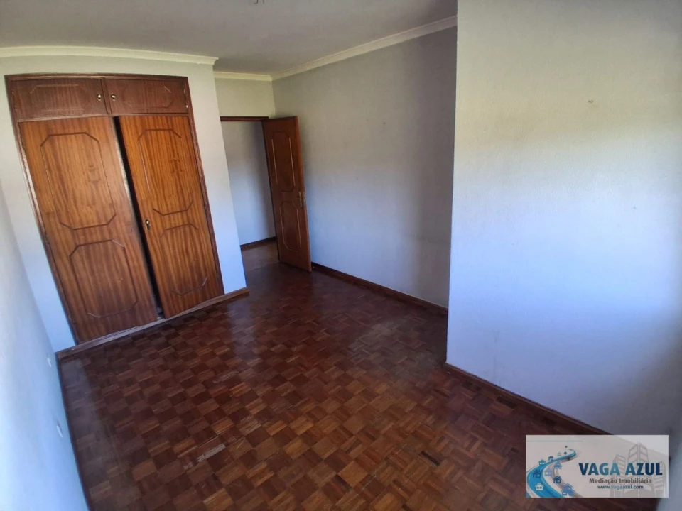 Apartamento T3 para Venda em Rio Tinto Foto 5