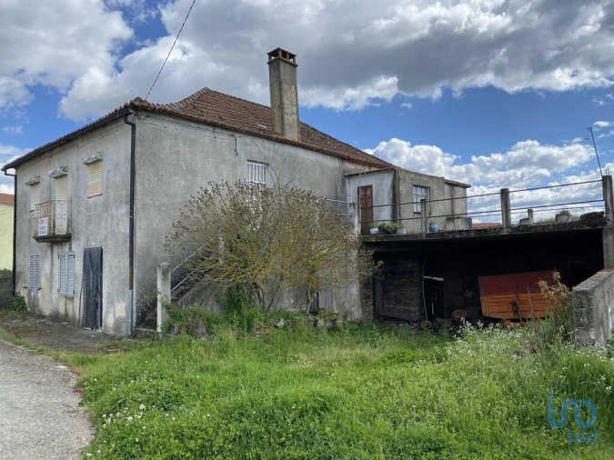 Moradia T4 para Venda em Vila de Ala Foto 3