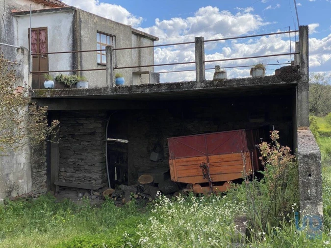 Moradia T4 para Venda em Vila de Ala Foto 4