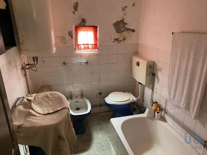 Moradia T4 para Venda em Vila de Ala Foto 12