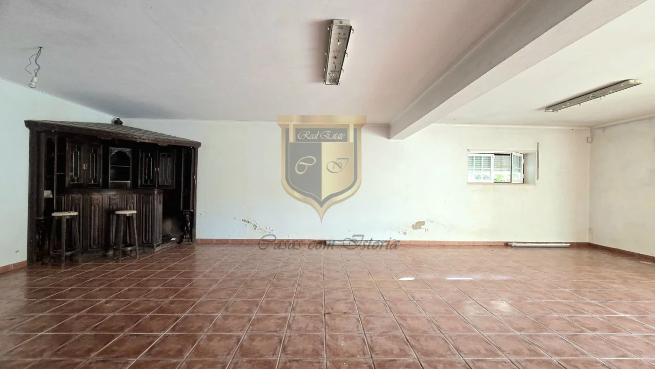 Moradia T4 para Venda em Santa Maria, São Pedro e Matacães Foto 31