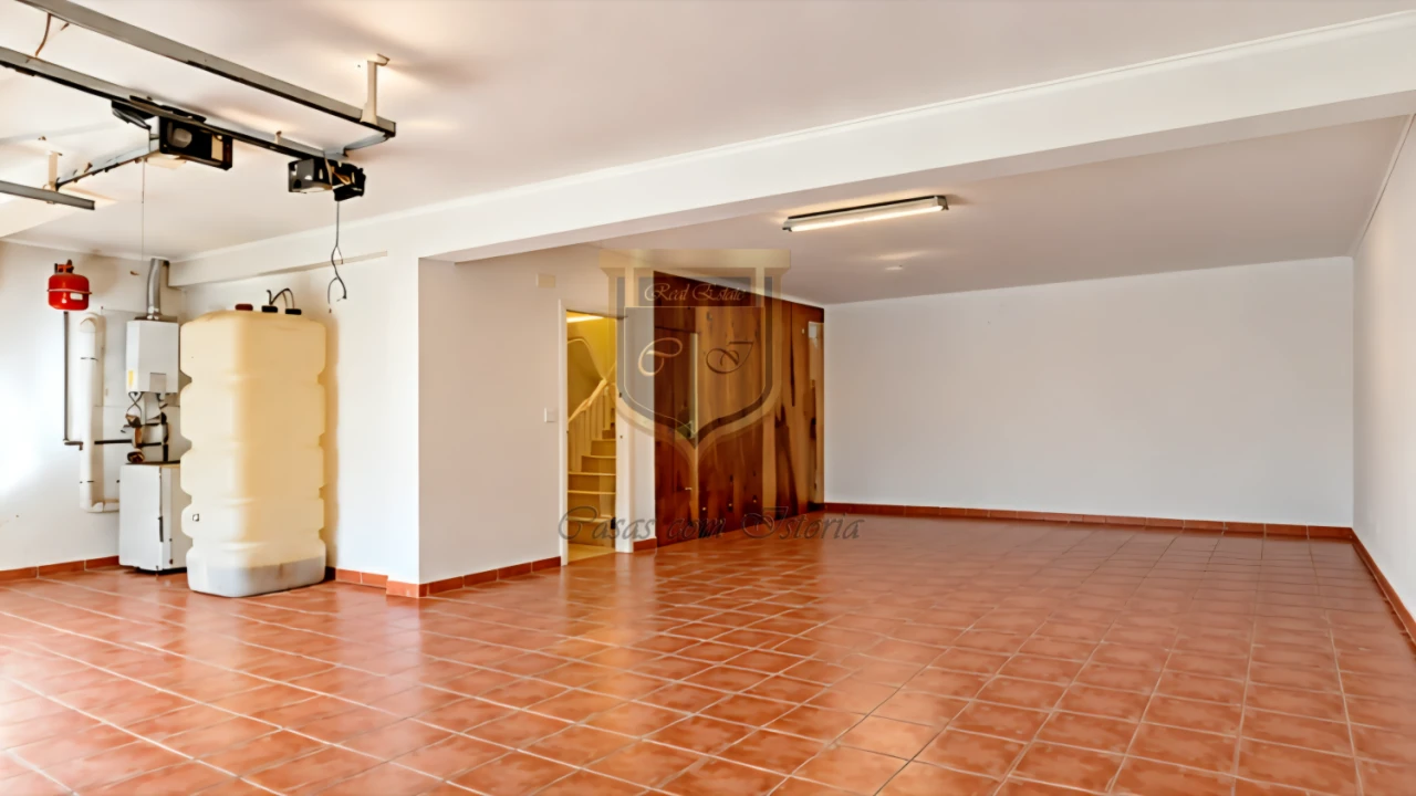 Moradia T4 para Venda em Santa Maria, São Pedro e Matacães Foto 33