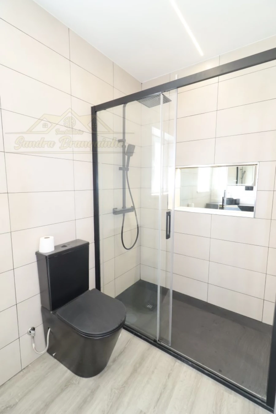 Apartamento T2 para Venda em Ramalhal Foto 14