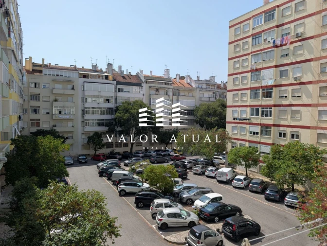 Apartamento T3 para Venda em Benfica Foto 20