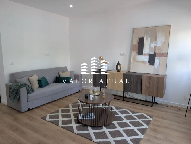 Apartamento T3 para Venda em Benfica Foto 8
