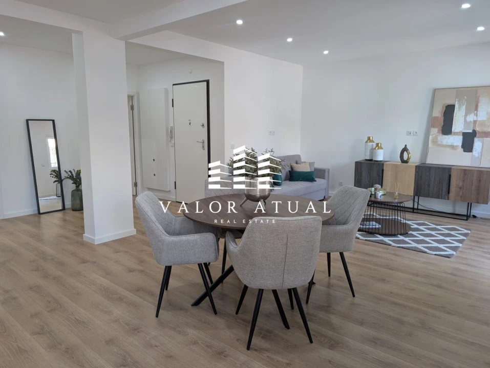 Apartamento T3 para Venda em Benfica Foto 2